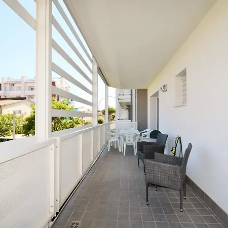 Magica Immobiliare - Laguna Park 2/10/5 Apartment